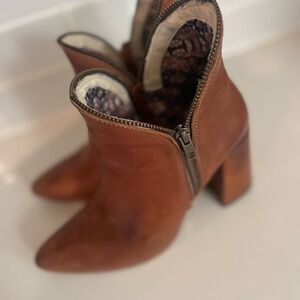 Freebird Jaleesa Booties Size 8